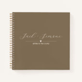 Buchstaben für das Gästebuch | Dunkelneutral Notizblock (Vorderseite)