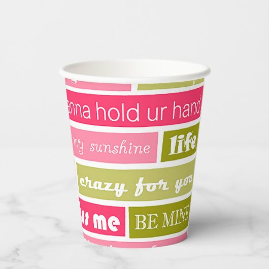 Buchstaben Rosa und Grüne Liebe Pappbecher (Rückseite)