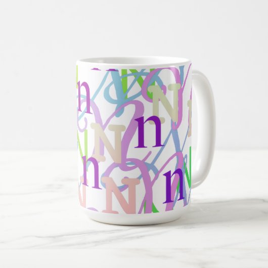 Buchstabenkonfetti "N" Kaffeetasse (VorderseiteRechts)