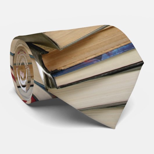 Buchstapel Krawatte (Gerollt)