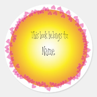 Buchzeichen mit rosa Herzen Runder Aufkleber