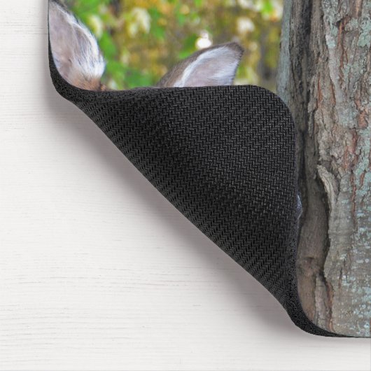 Buck and Doe per Herz auf Baum Mousepad (Ecke)