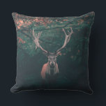 Buck Deer Wild Animal Kissen<br><div class="desc">Buck Deer Wild Animal Dieses wilde Buckfoto ist bezaubernd und das perfekte um Zuhause zu bringen. Die Bäume im Hintergrund verblassen in Tarnung. Sie können ihn personalisieren,  indem Sie Text hinzufügen.</div>