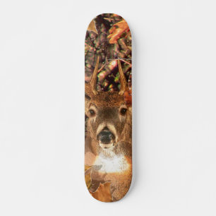 Buckeln in Herbst Camouflage Weiße Schwanz Hirsche Skateboard