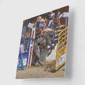 Bucking Bareback Bronco und Rodeo Cowboy Clock Quadratische Wanduhr (Winkel)