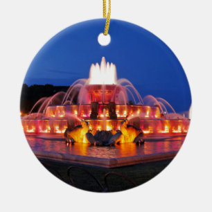 Buckingham Fountain 02.JPG Keramikornament