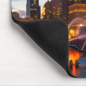 Buckingham Fountain liegt nachts Mousepad (Ecke)