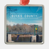 Bucks County. Silbernes Ornament (Vorne)