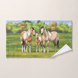 Buckskin Dun Pinto Paint Horses In Summer Pasta Badhandtuch Set
