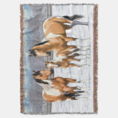 Buckskin Paint Horns in Snow Decke (Vorderseite Vertikal)