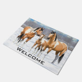 Buckskin Paint Horns in Snow Fußmatte (Schrägansicht)