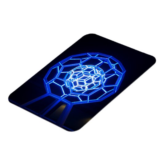 Buckyball-Skulptur #2 Magnet (Linke Seite)