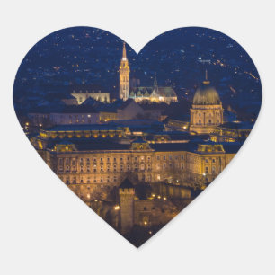 Buda Castle Ungarn Budapest in der Nacht Herz-Aufkleber