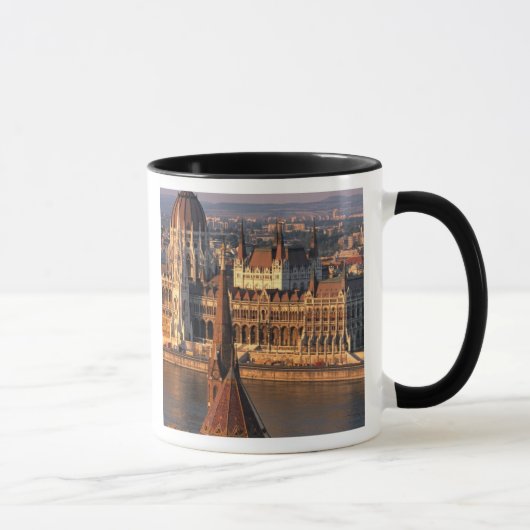 Budapest, Ungarn, die Donau, Parlament Tasse (Rechts)