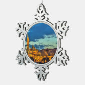 Budapest, Ungarn Schneeflocken Zinn-Ornament (Rechts)