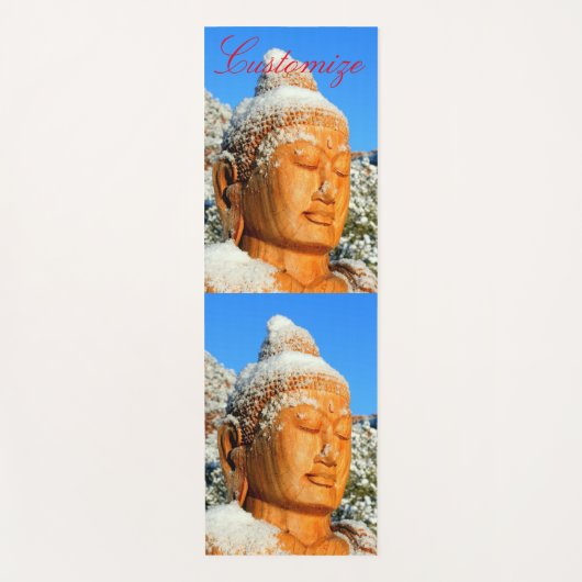 Buddha aus Holz, schneebedeckte Bucht Yogamatte (Vorderseite)