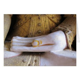Buddha Hand hält einen kleinen Buddha