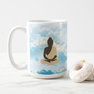 Buddha in der Tasse der Wolkenmeditation