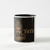Buddha Meditates Zweifarbige Tasse (Mittel)