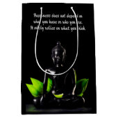 Buddha Quote 4e Geschenktasche Mittlere Geschenktüte (Vorderseite)