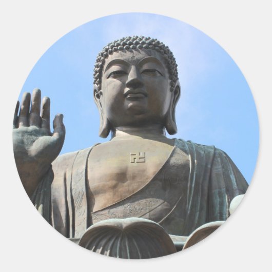 Buddha Statue in Blue Sky, Hand erhöht Runder Aufkleber (Vorderseite)