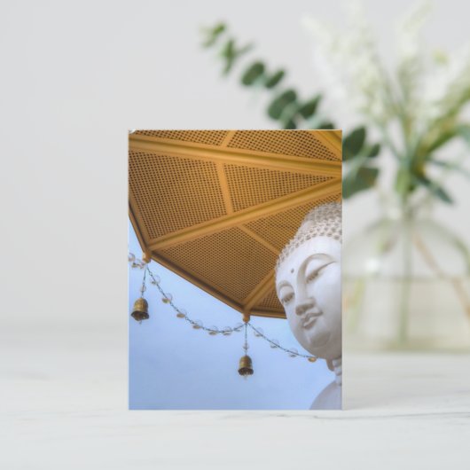 Buddha Statue in Blue Sky, Schirmglocken Postkarte (Stehend Vorderseite)