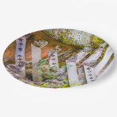 Buddha-Statuen am Senko-ji-Tempel Pappteller (Schrägansicht)