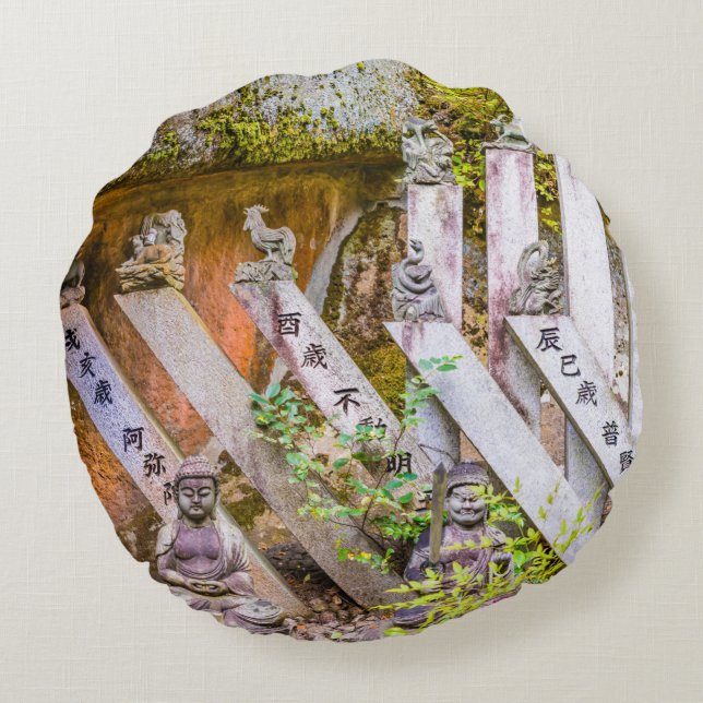 Buddha-Statuen am Senko-ji-Tempel Rundes Kissen (Rückseite)