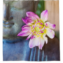Buddha und rosa DahlieDuschvorhang