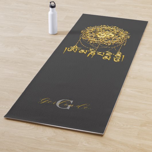 Buddhist Mani Mantra In Gold With Mandala Yogamatte (Beispiel)