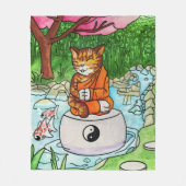 Buddhistische Tabby Meditation Cat Fleecedecke (Vorderseite)