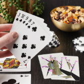 Buddhistischer Mönch, der Karten spielt Spielkarten (In Situ)