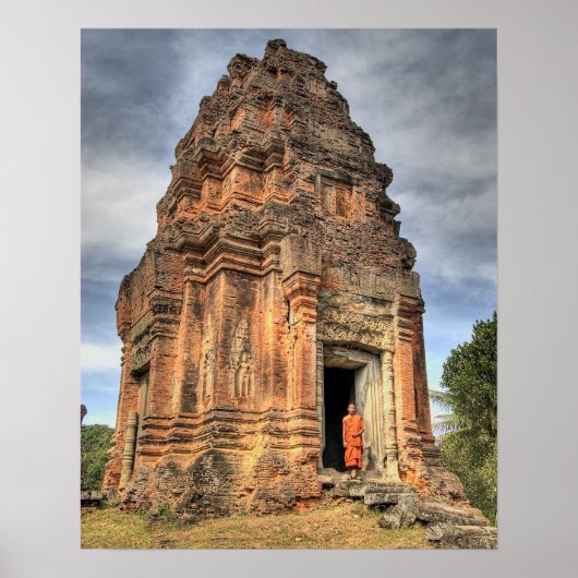 Buddhistischer Mönch, der vor der Tür stehend ist Poster (Vorne)