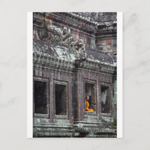 Buddhistischer Mönch meditiert Angkor Wat-Tempel Postkarte