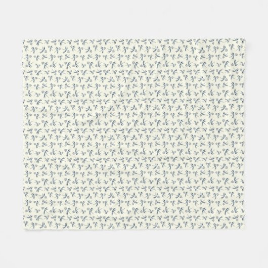 Budding Blue Branches auf Creme - nahtloses Muster Fleecedecke (Vorderseite (Horizontal))