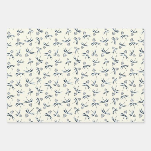 Budding Blue Branches auf Creme - nahtloses Muster Geschenkpapier Set (Vorderseite)