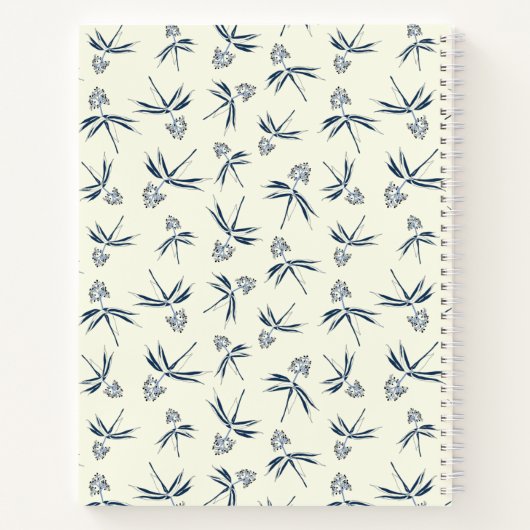 Budding Blue Branches auf Creme - nahtloses Muster Notizblock (Rückseite)