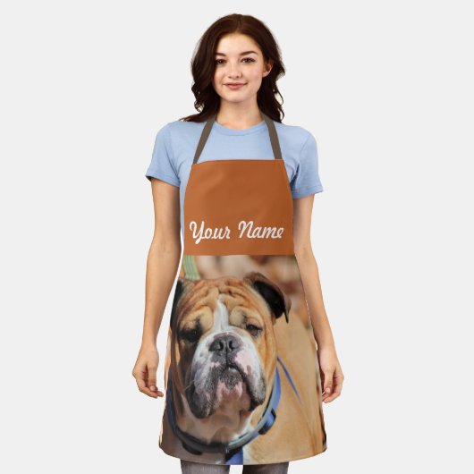 Buddy Bulldog Schürze (Getragen)