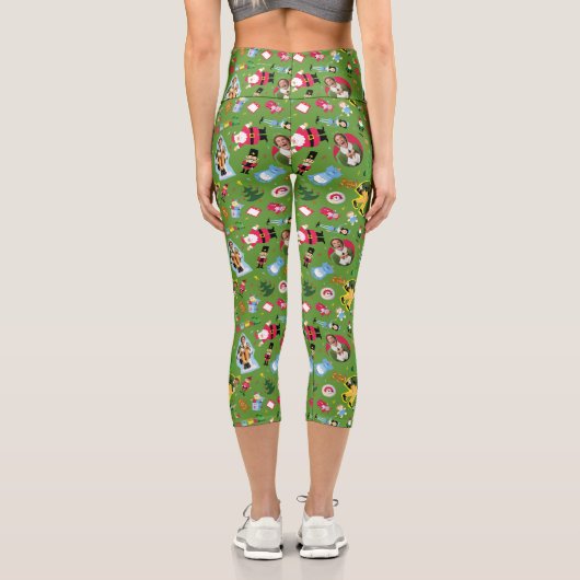 Buddy the Elf and Christmas Icons Pattern Capri Leggings (Rückseite)