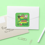 Buddy the Elf | Weihnachts-Cheer Grafik-Zitat Quadratischer Aufkleber<br><div class="desc">Diese Grafik zeigt Buddy den Elf und das Zitat: "Der beste Weg,  Weihnachtsjubeln zu verbreiten,  laut zu singen für alle zu hören!"</div>