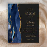 Budget Agate Navy Blue Dunkel Wedding Einladung<br><div class="desc">Die links Kulisse dieser eleganten,  modernen Hochzeitseinladung besticht durch eine marineblau-blaue Aquarellgrenze mit vergoldetem Imitat-Glitzer. Der anpassbare Text kombiniert goldfarbene Handschrift,  Copperplate und kursiv Schriftart auf dunkelkohlegrauem Hintergrund. Auf der Rückseite ist ein passendes marineblau-goldfarbenes Design zu sehen.</div>