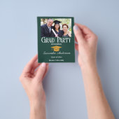 Budget-angepasste Fotocollage Grüne Abschlussfeier Flyer (Gruppe)