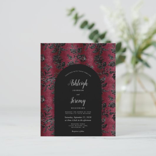 Budget Arch Moody Burgundy Black Damask Wedding (Stehend Vorderseite)