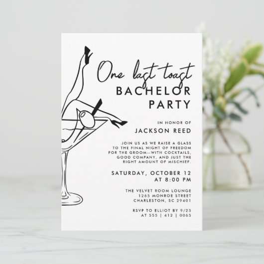 Budget Bachelor Party Black and White Martini Einladung (Stehend Vorderseite)