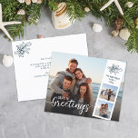 Budget Beach Script 3 Foto Collage Weihnachtskarte<br><div class="desc">Fügen Sie Ihre Fotos, Ihren Namen und das Datum des Jahres zu dieser einzigartigen Strand inspiriert Budget-Urlaubskarte mit elegantem Skript-Overlay "Seas ‘n Greetings" hinzu. Diese Haushaltskarten werden aus einem delikateren, kleineren und leichteren Papier hergestellt, das Geld und Bäume rette. *Wenn Sie Hilfe bei diesem Design oder den passenden Produkten benötigen,...</div>