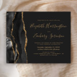Budget Black Gold Agate Dark Wedding Einladung<br><div class="desc">Die links Seite dieses eleganten,  modernen Hochzeitseinladens besticht durch einen schwarzen Aquarellrahmen,  der mit vergoldetem Imitat bestickt ist. Der anpassbare Text kombiniert goldfarbene Handschrift,  Copperplate und kursiv Schriftart auf einem schwarzen Hintergrund. Der Rücken ist schwarz und massiv.</div>