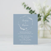 Budget Blue Floral Wreath Script Einladung (Stehend Vorderseite)