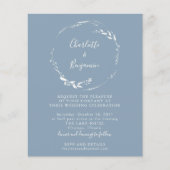 Budget Blue Floral Wreath Script Einladung (Vorderseite)
