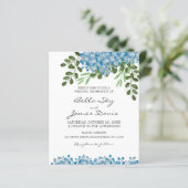 Budget Blue Hydrangeas Hochzeitseinladung (Stehend Vorderseite)