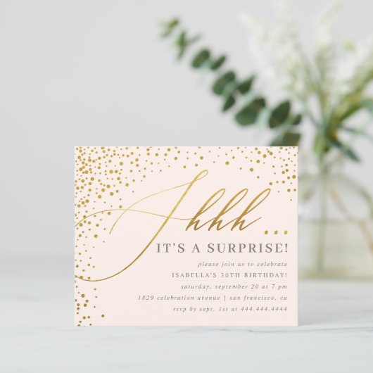 Budget Blush & Gold Confetti Script Überraschung P (Stehend Vorderseite)